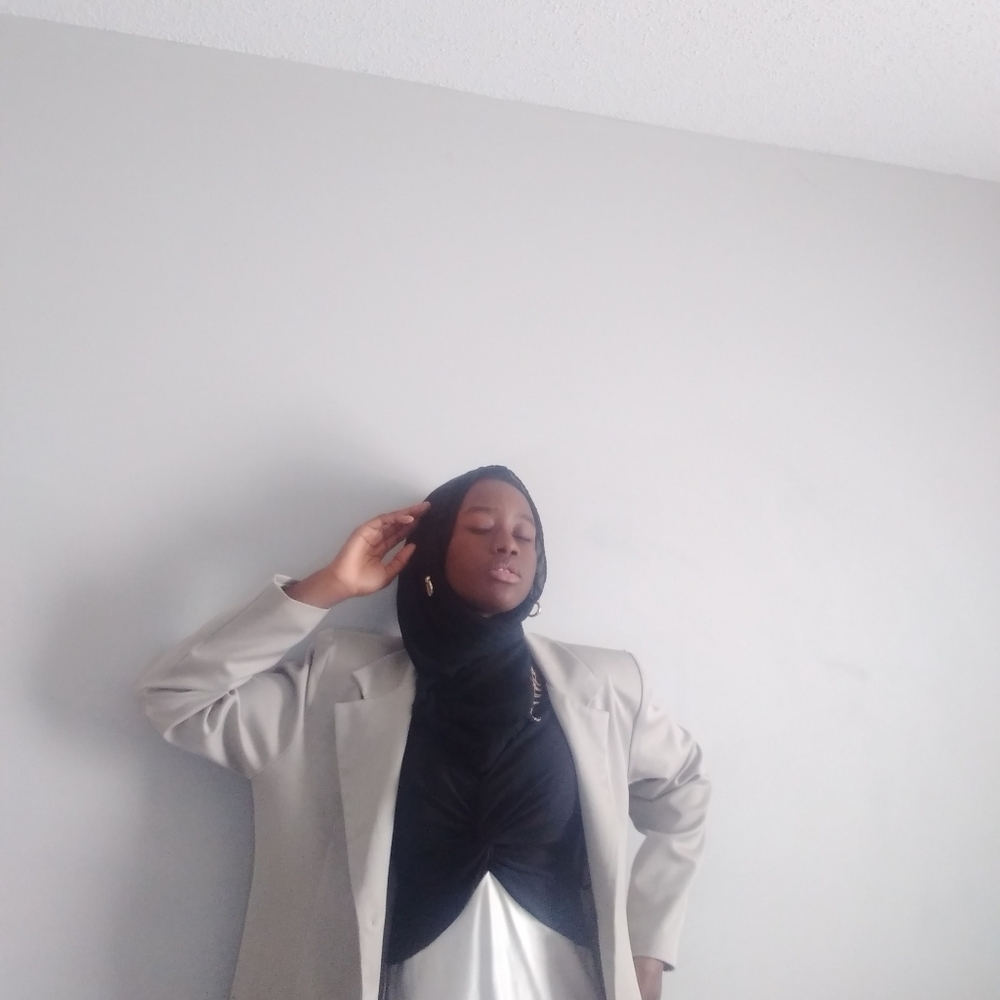 Dress - Picture 7 of 14